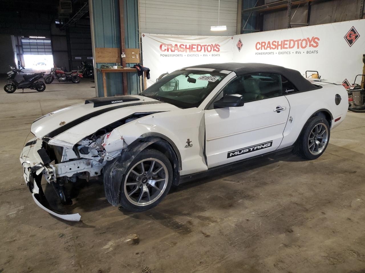 2007 Ford Mustang for Sale in Eldridge, IA - Front End
