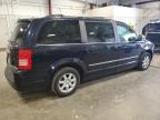2010 Chrysler Town & Country Touring Plus للبيع في Mcfarland، WI - Hail
