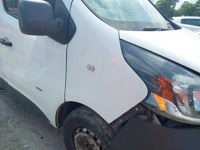 2015 VAUXHALL VIVARO 290