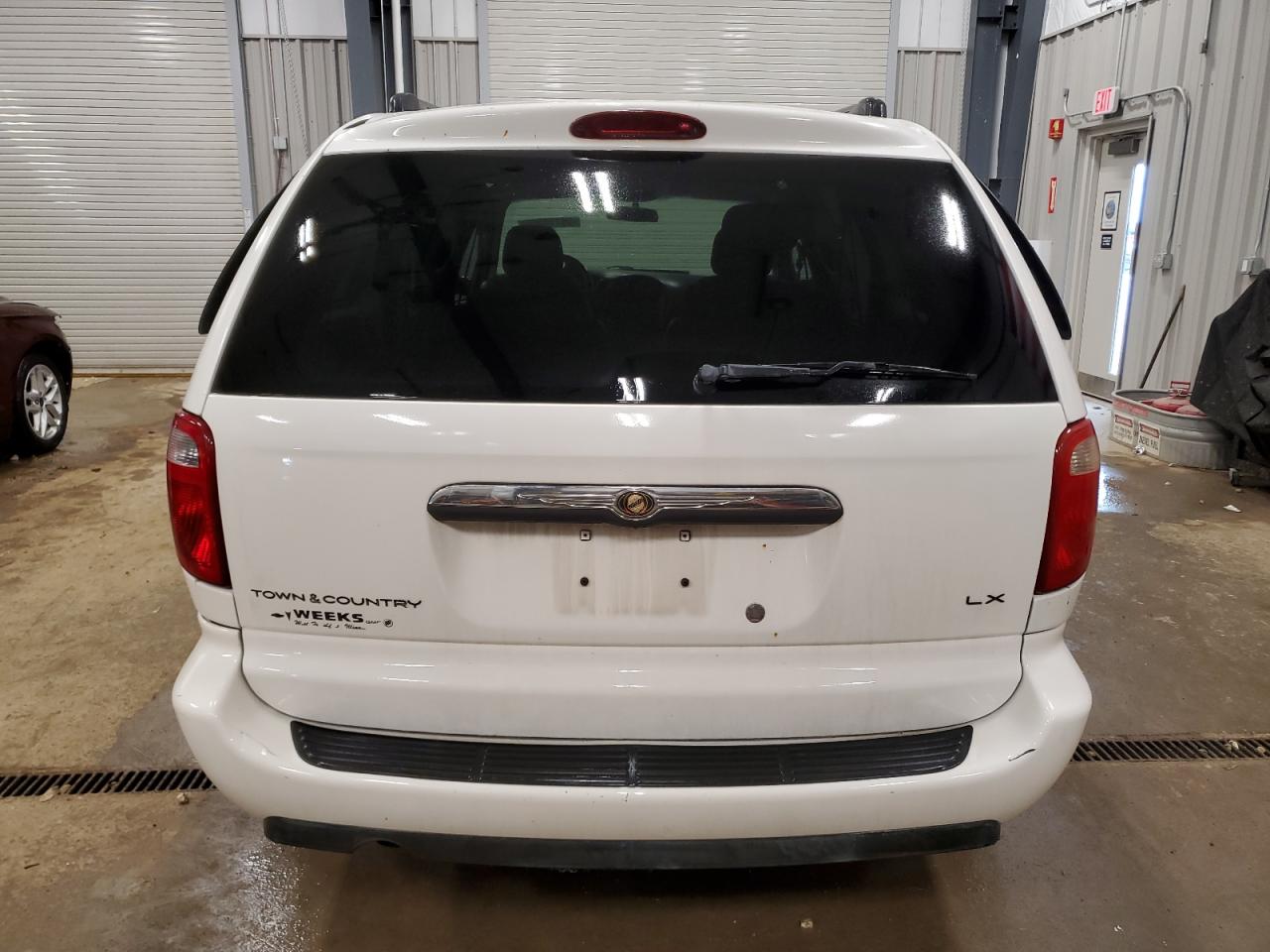 2005 Chrysler Town & Country Lx VIN: 2C4GP44R35R597796 Lot: 59774565