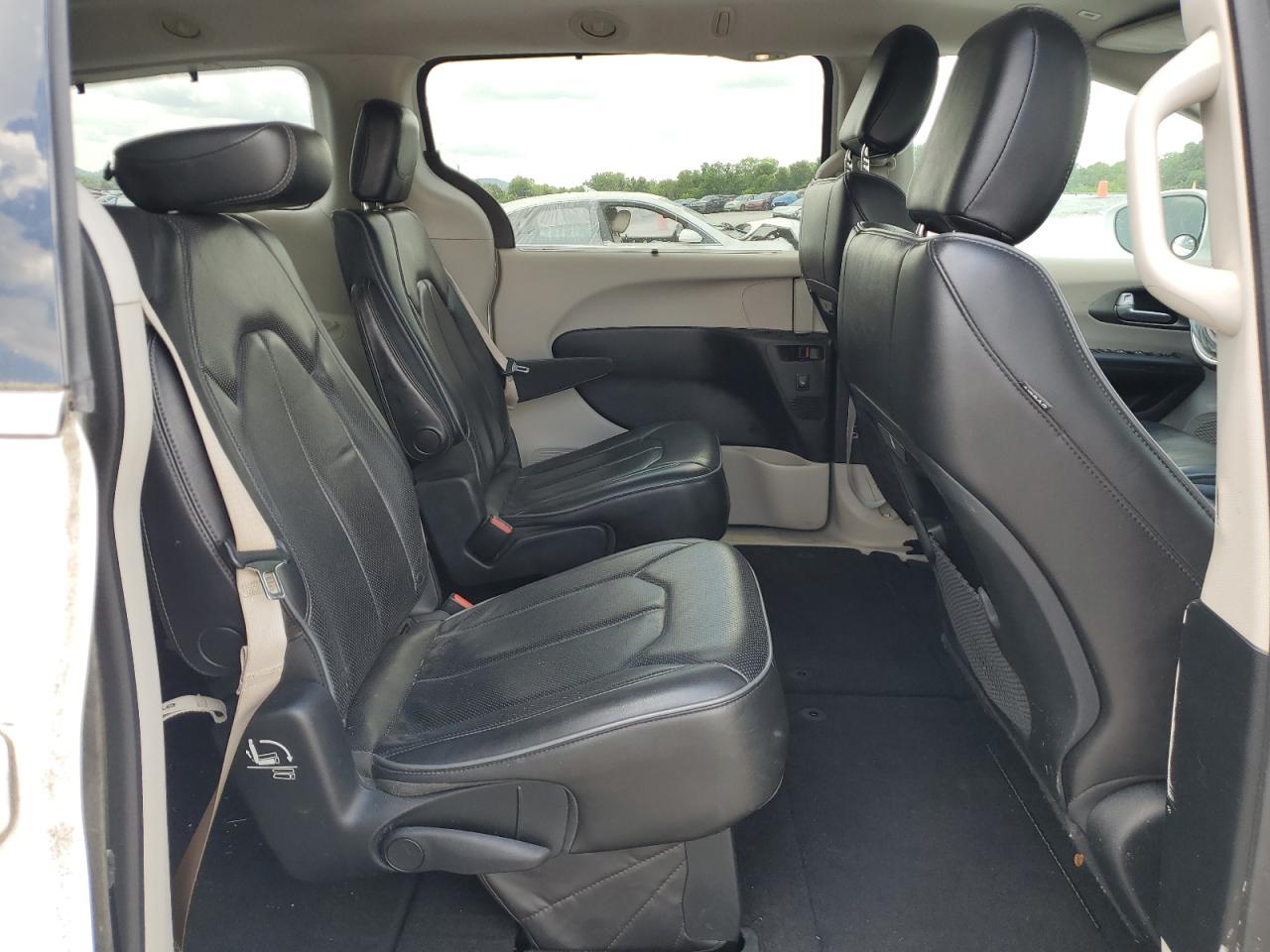 2018 Chrysler Pacifica Limited VIN: 2C4RC1GG0JR269095 Lot: 61841485