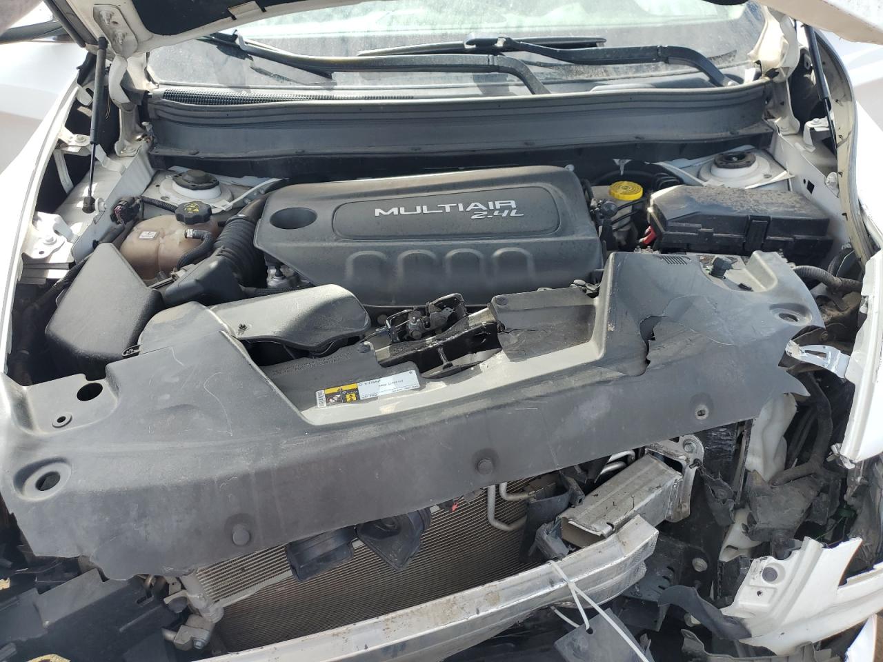 2018 Jeep Cherokee Latitude Plus VIN: 1C4PJMLB3JD570522 Lot: 62199995