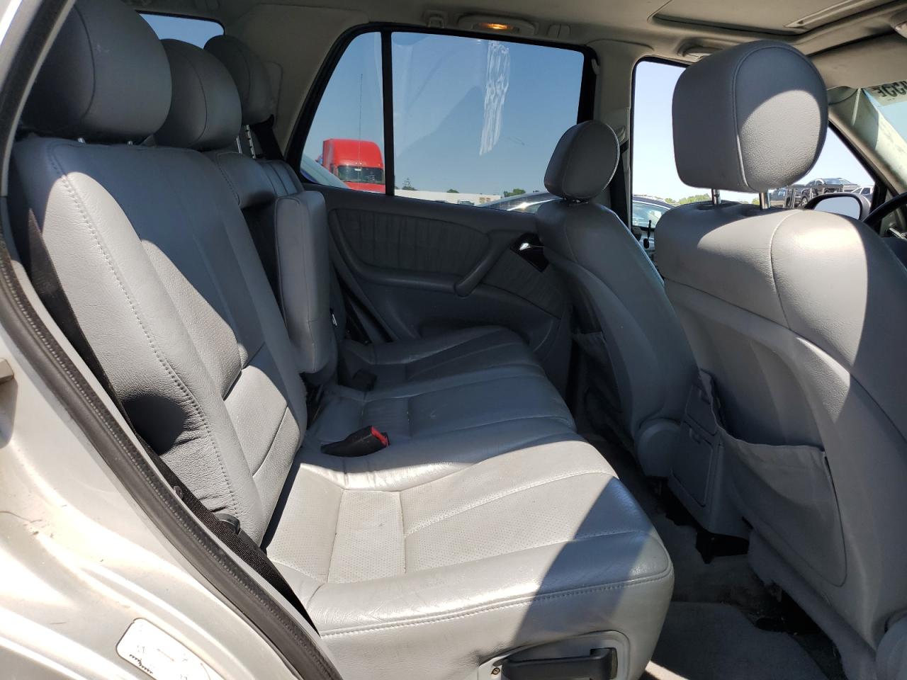 2000 Mercedes-Benz Ml 320 VIN: 4JGAB54E5YA145425 Lot: 58751455