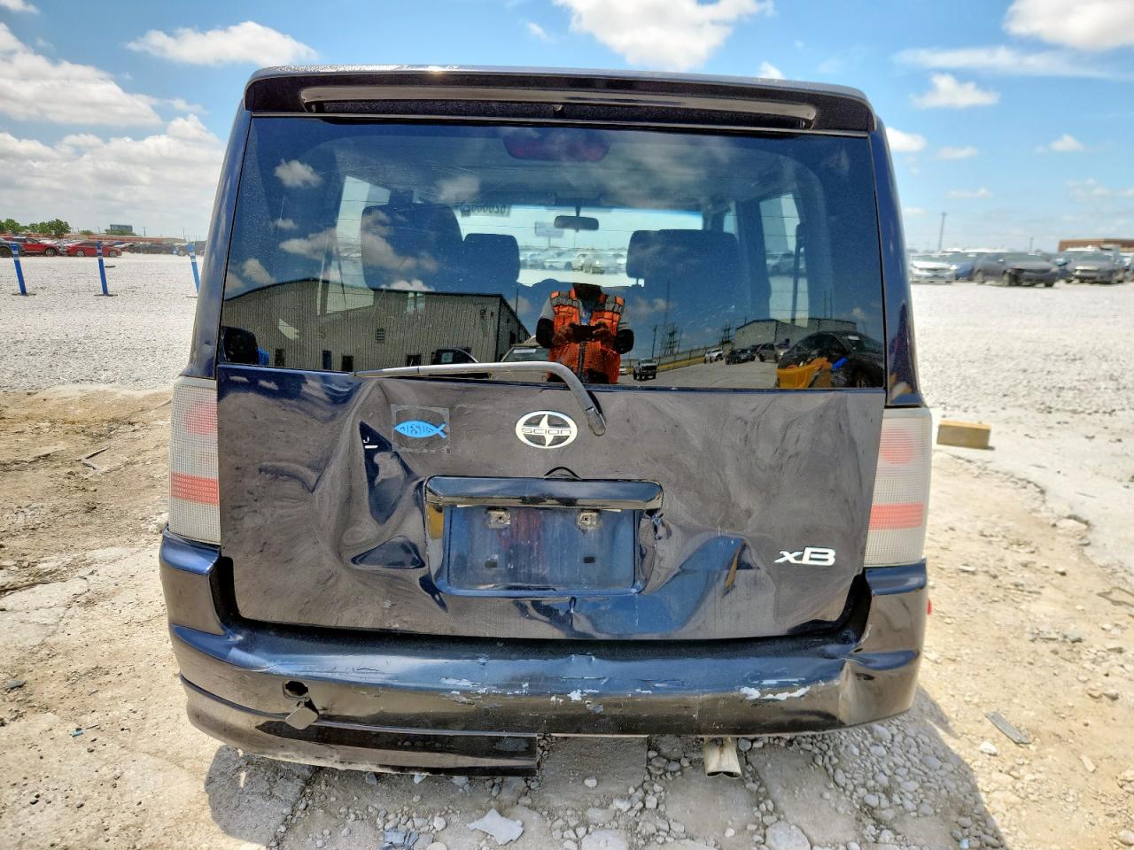 TOYOTA SCION 2006 VIN JTLKT324764052538 photo 6