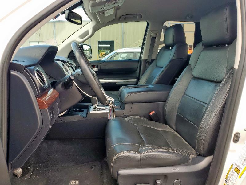  TOYOTA TUNDRA 2017 White