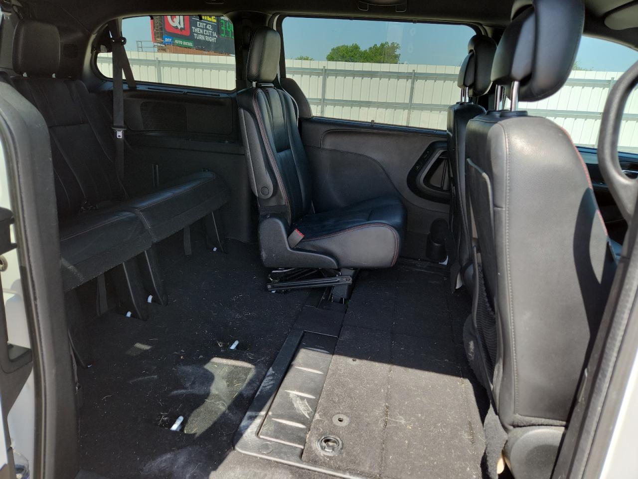 2017 Dodge Grand Caravan Gt VIN: 2C4RDGEGXHR828326 Lot: 61840025