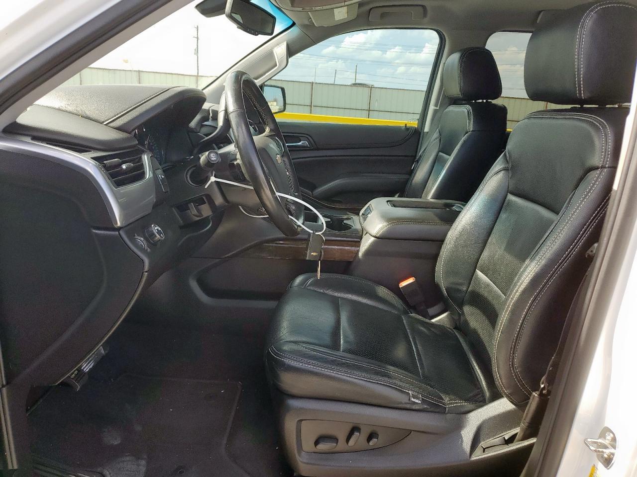 2019 Chevrolet Tahoe C1500 Ls VIN: 1GNSCAKC7KR262651 Lot: 62879275