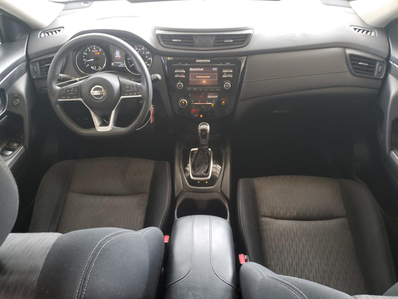 JN8AT2MT0HW137755 NISSAN ROGUE 2017