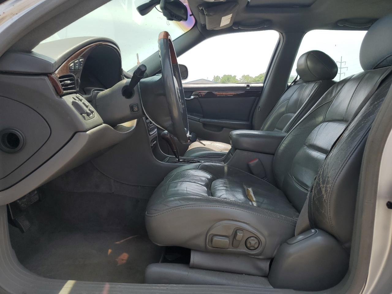 2002 Cadillac Deville Dts VIN: 1G6KF57902U183729 Lot: 60085355