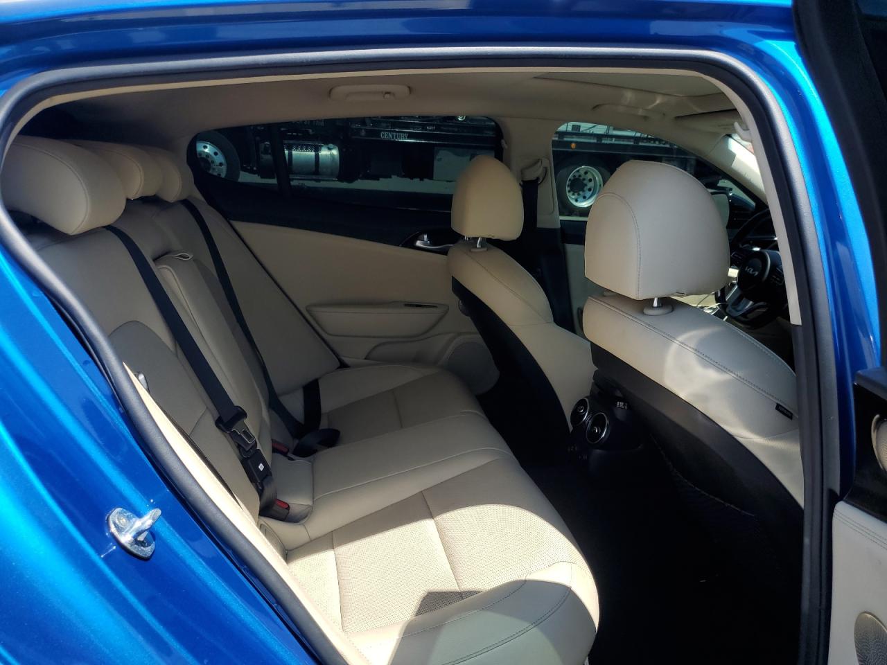 2023 Kia Stinger Gt Line VIN: KNAE35LD3P6123546 Lot: 59774395