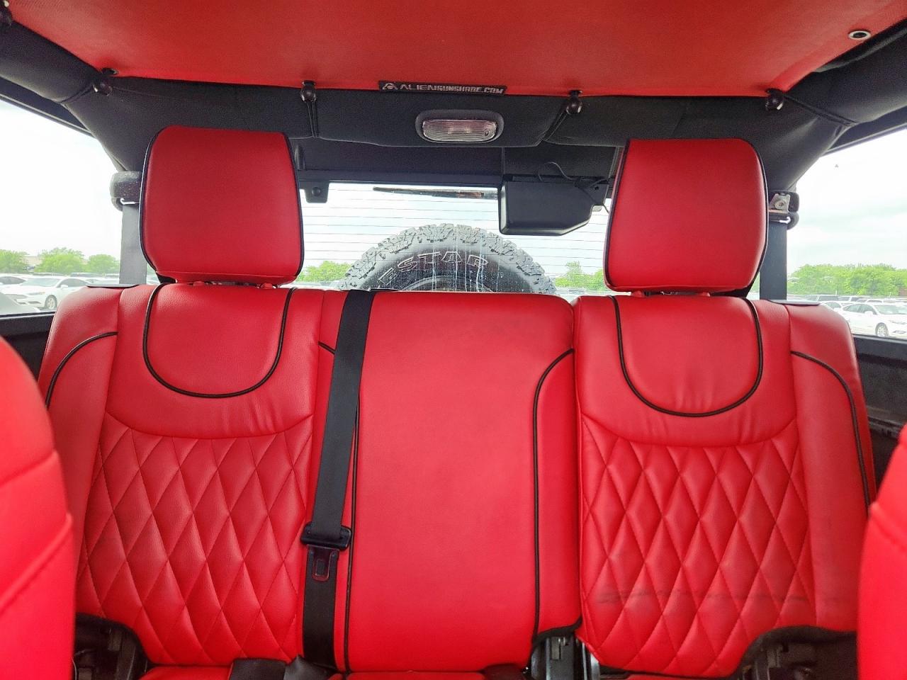 2017 Jeep Wrangler - Image 10