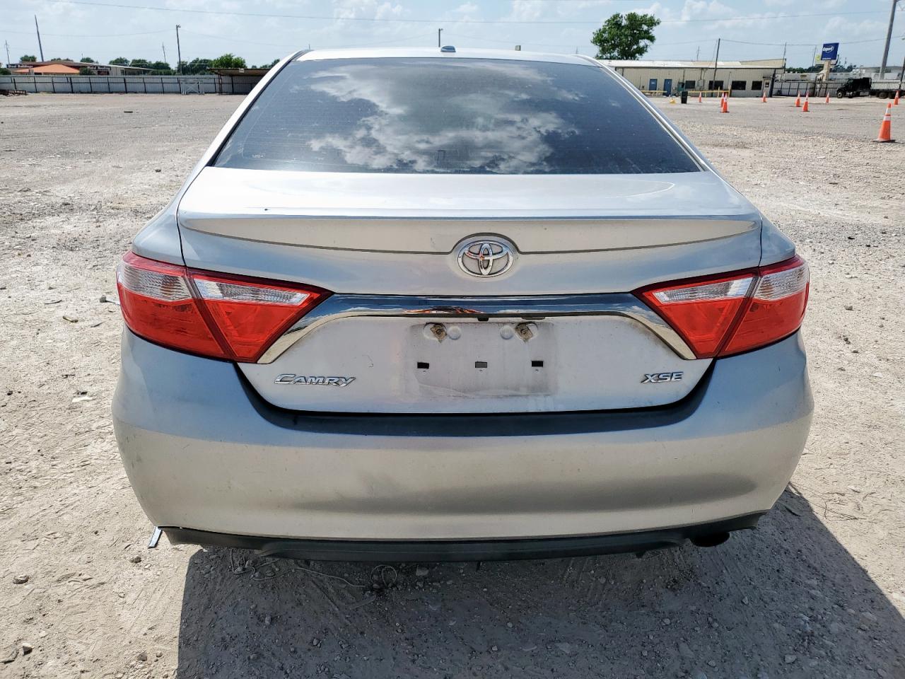 2016 Toyota Camry Le VIN: 4T1BF1FK3GU131184 Lot: 62125465