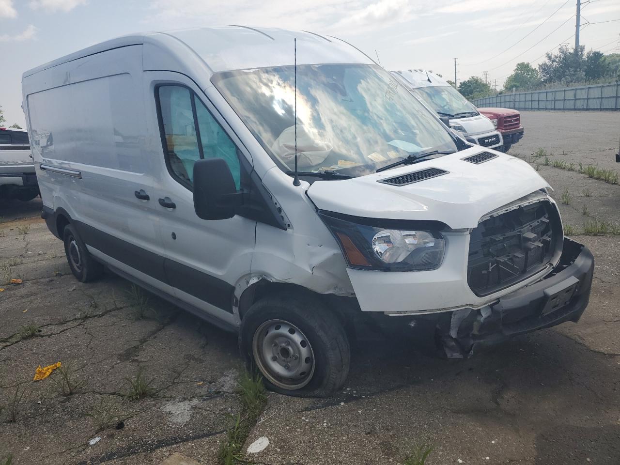 FORD TRANSIT 2019 VIN 1FTYR2CM5KKA79000 zdjęcie 4