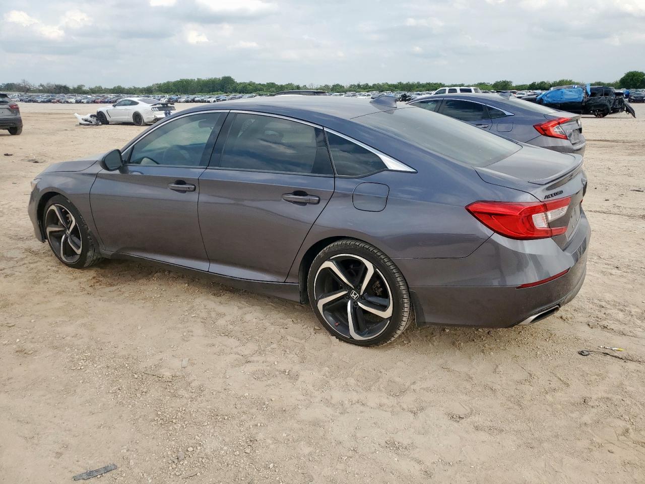 1HGCV1F36KA069893 HONDA ACCORD 2019