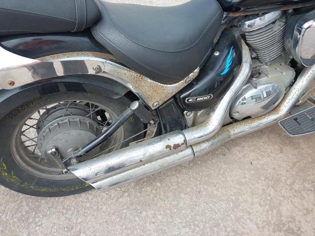 2013 SUZUKI VL 800 L2
