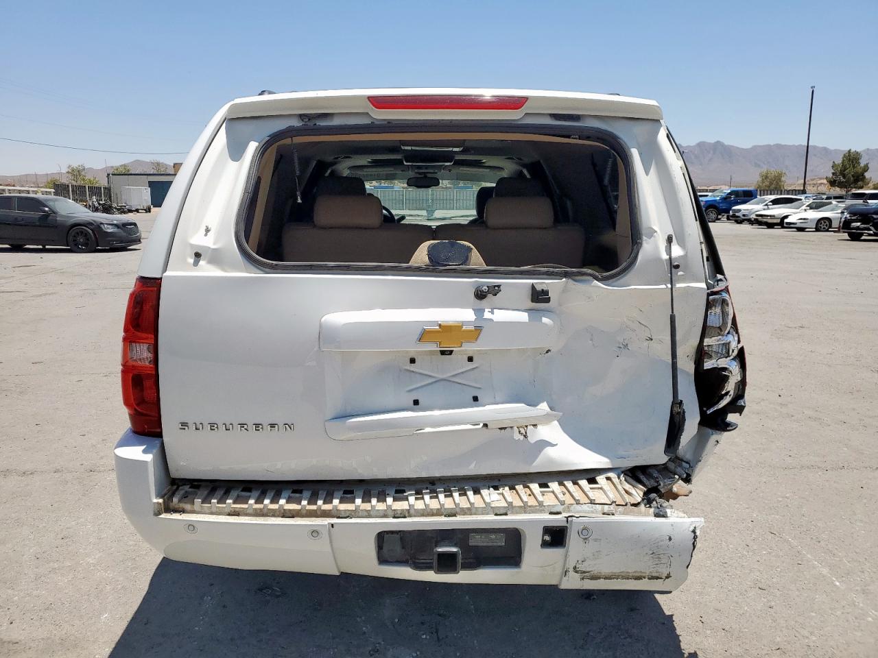 2013 Chevrolet Suburban C1500 Ltz VIN: 1GNSCKE08DR377740 Lot: 61482895