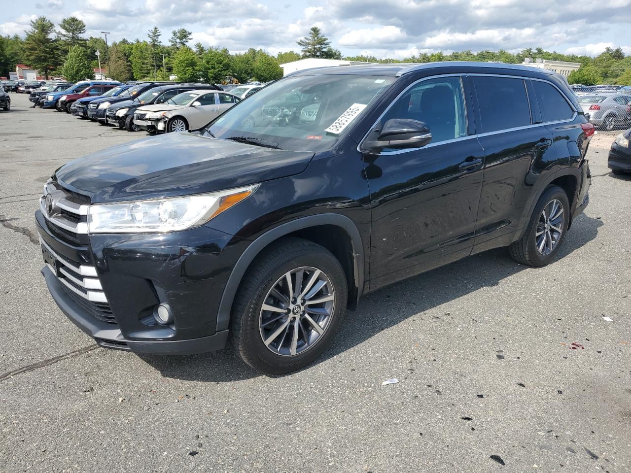 2018 Toyota Highlander Se for Sale in Exeter, RI - Rear End
