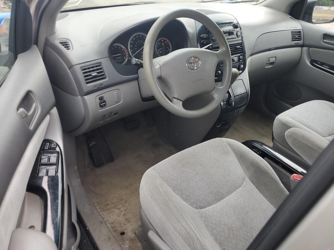 TOYOTA All Models 2005 VIN 5TDZA23C35S290700 фото 8