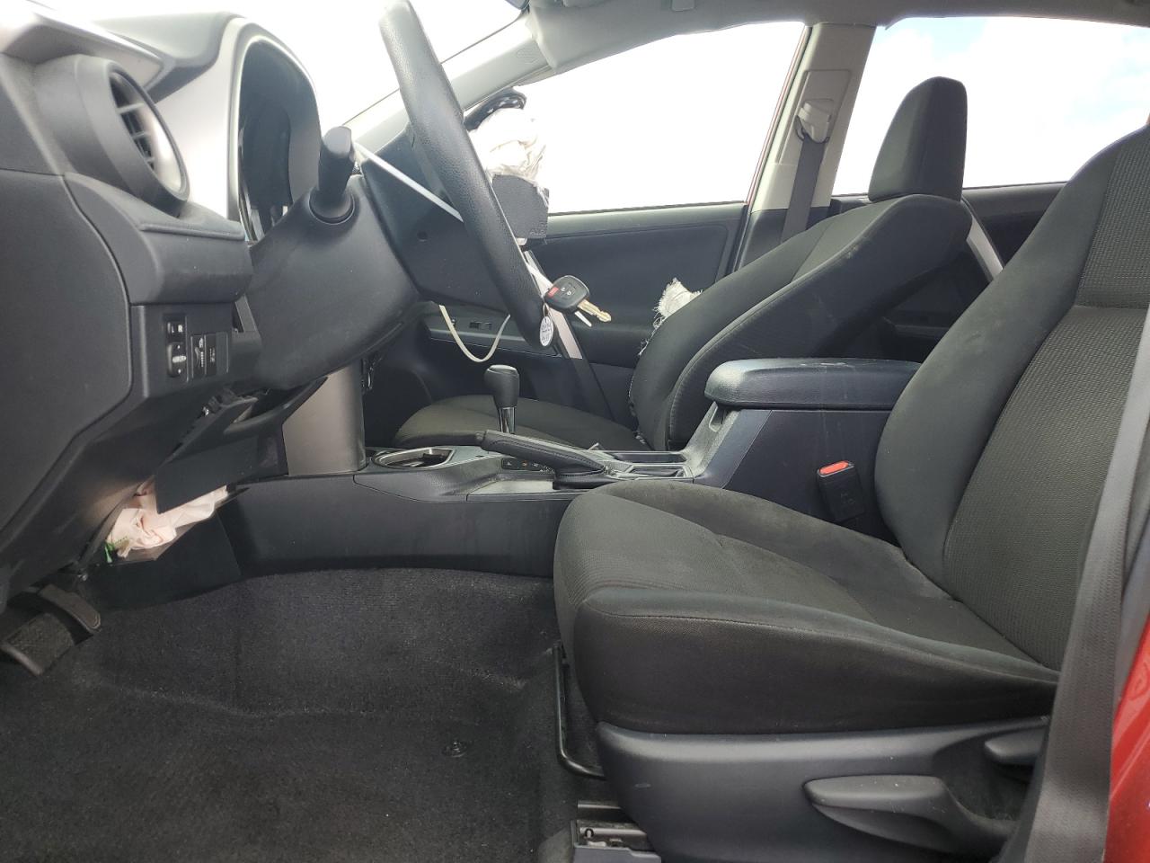 JTMZFREV4HJ120825 TOYOTA RAV4 2017