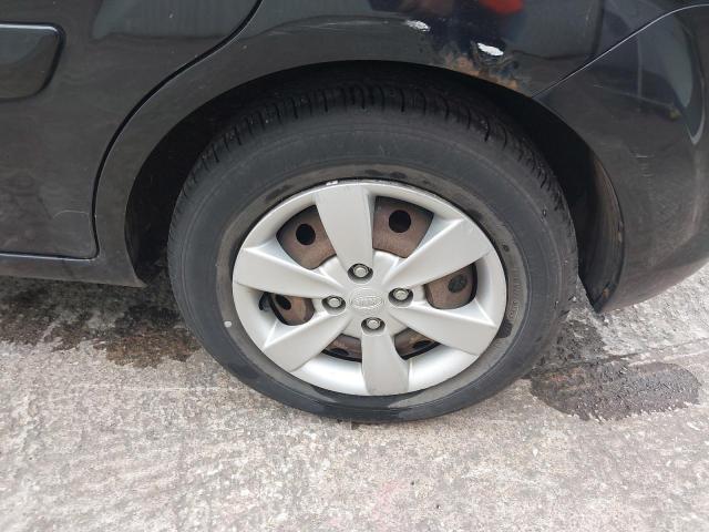 2010 KIA RIO 1