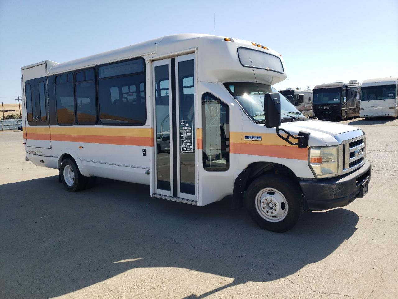2008 Ford Econoline E450 Super Duty Cutaway Van for Sale in Sacramento, CA - Minor Dent/Scratches