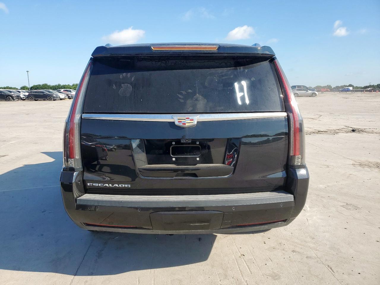 2019 Cadillac Escalade Luxury VIN: 1GYS3BKJ3KR284136 Lot: 62149995