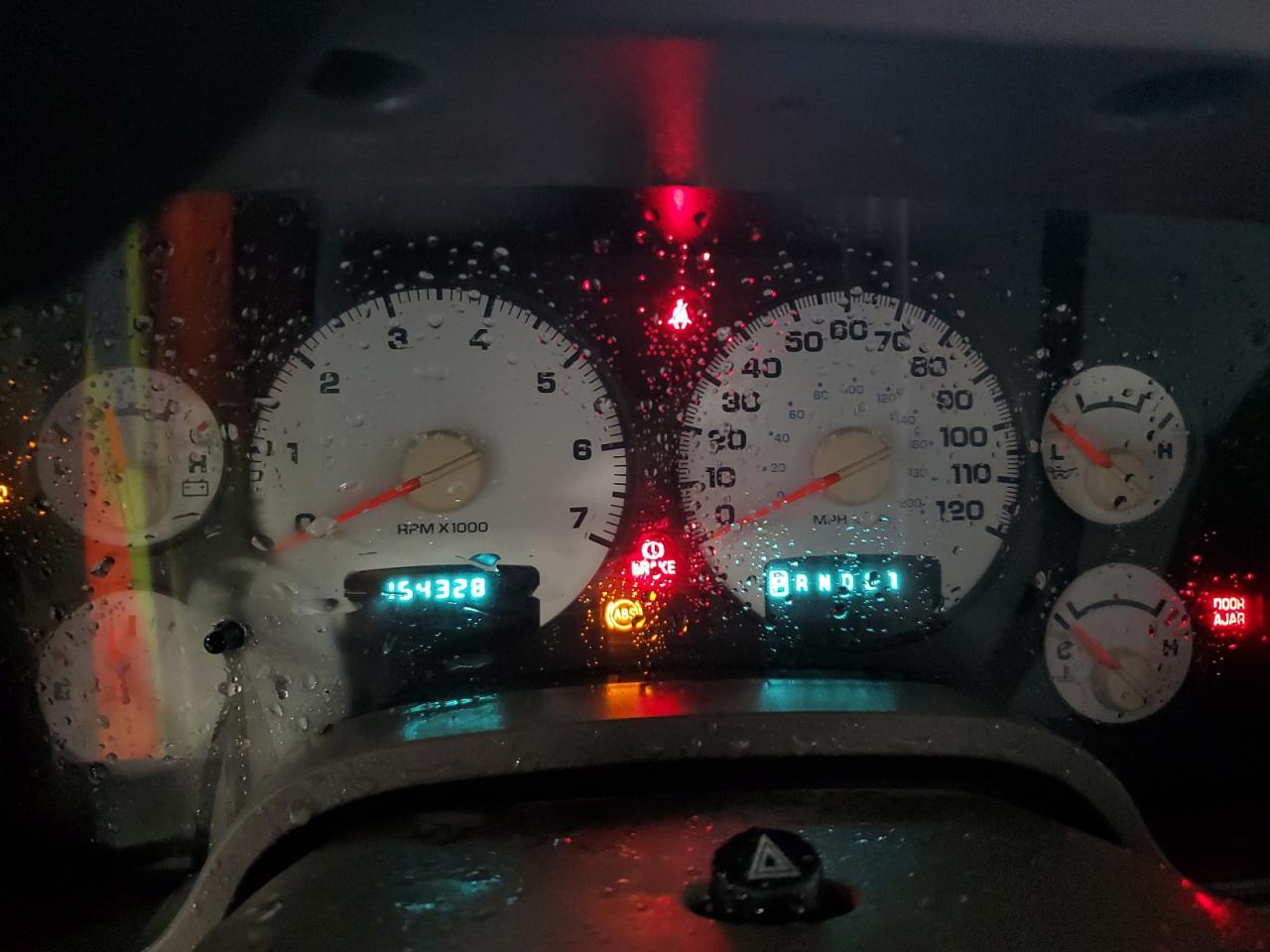 2002 Dodge Ram 1500 VIN: 1D7HA16N92J158168 Lot: 90220365