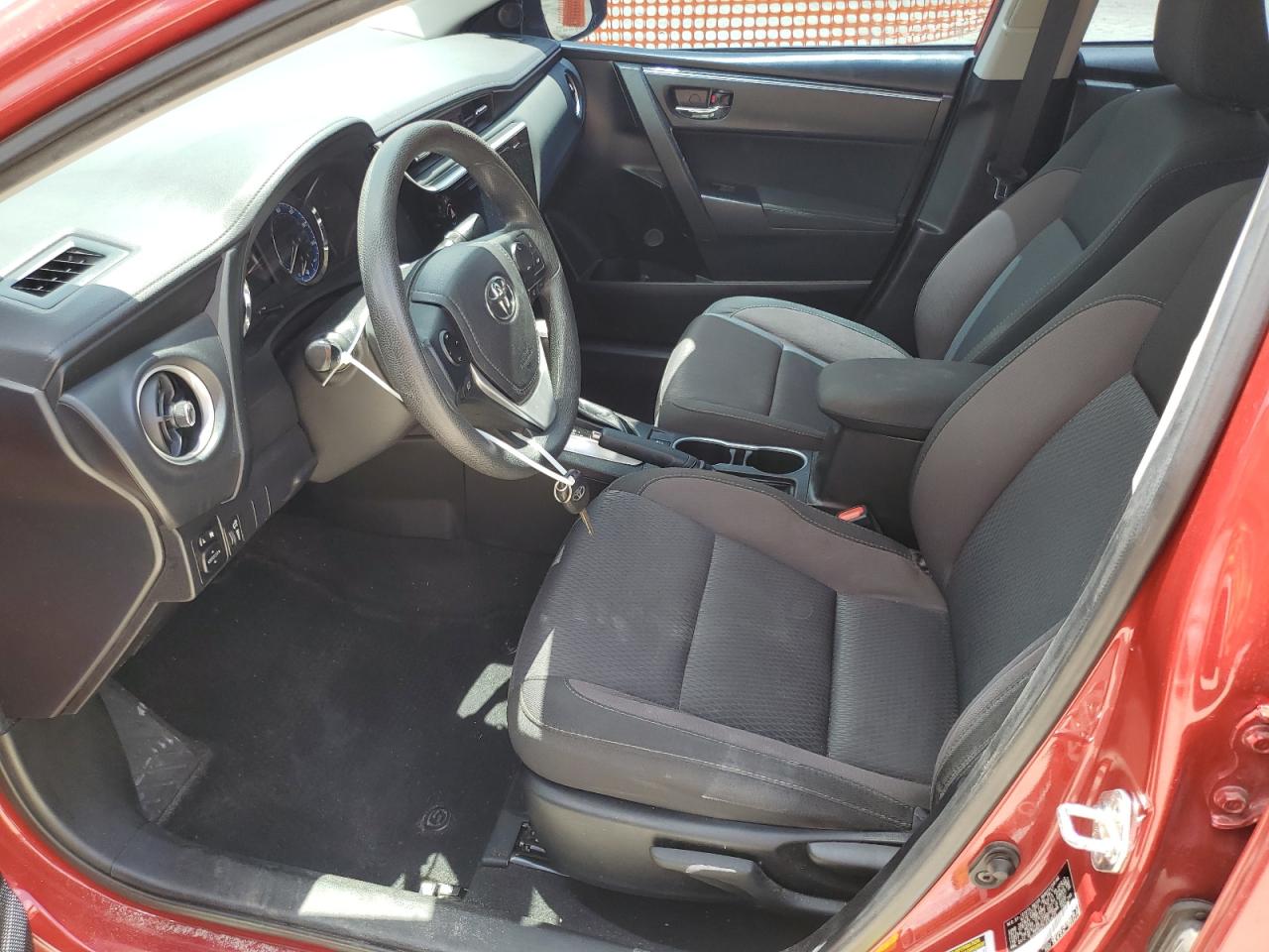 5YFBURHE5JP749675 TOYOTA COROLLA 2018