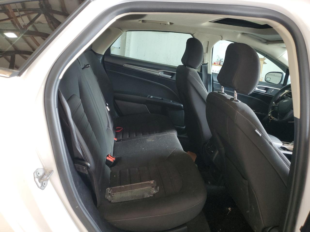 2020 Ford Fusion Se VIN: 3FA6P0LU2LR107226 Lot: 62708635