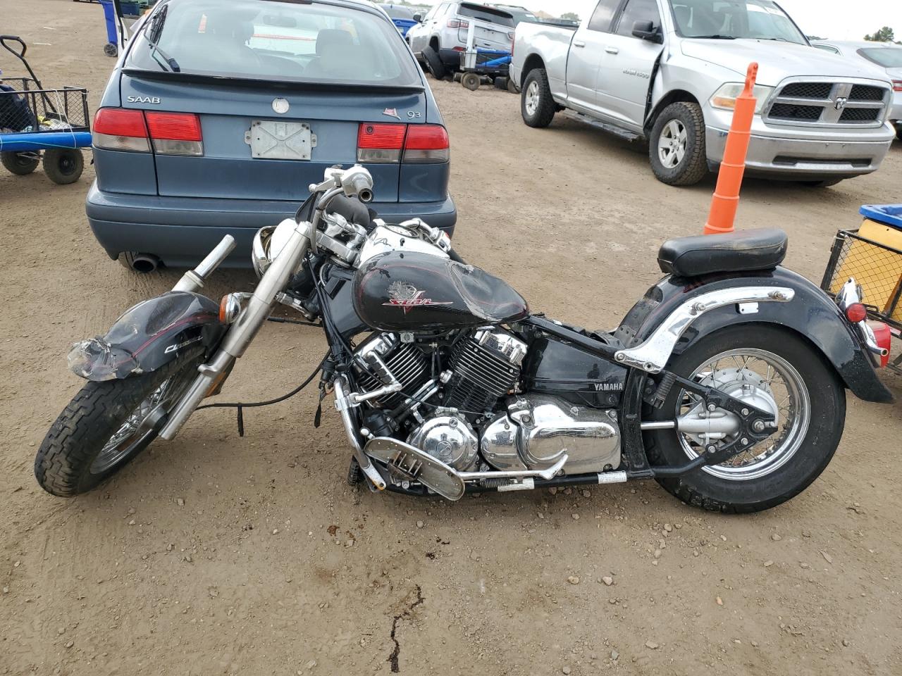 1999 Yamaha Xvs65 Base black roadster_bike gas JYAVM01Y4XA001635 photo #4