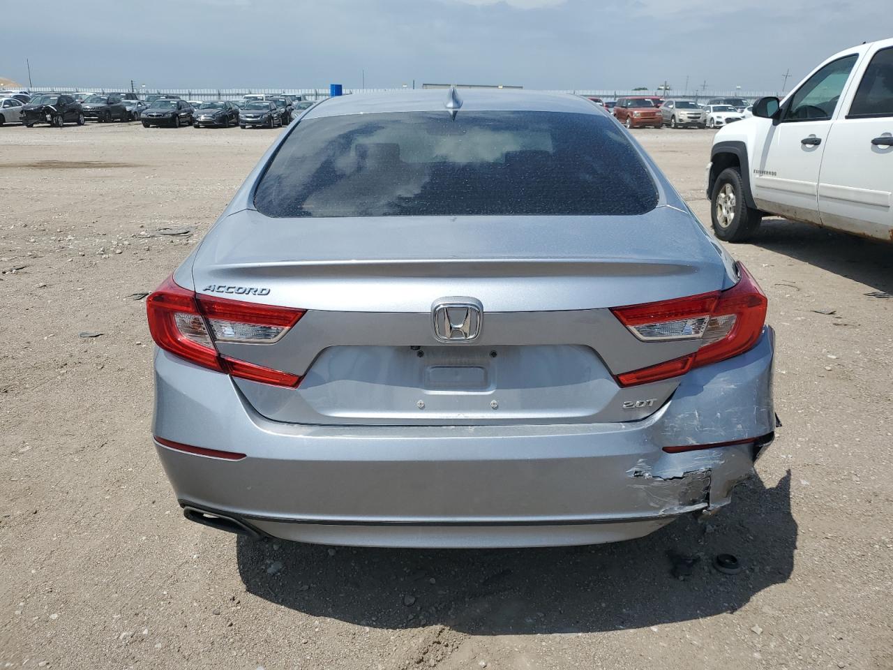 1HGCV2F5XJA011677 HONDA ACCORD 2018