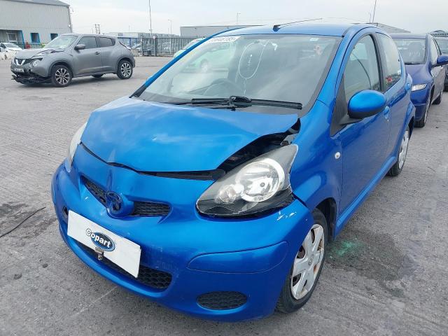 TOYOTA AYGO BLUE 2010
