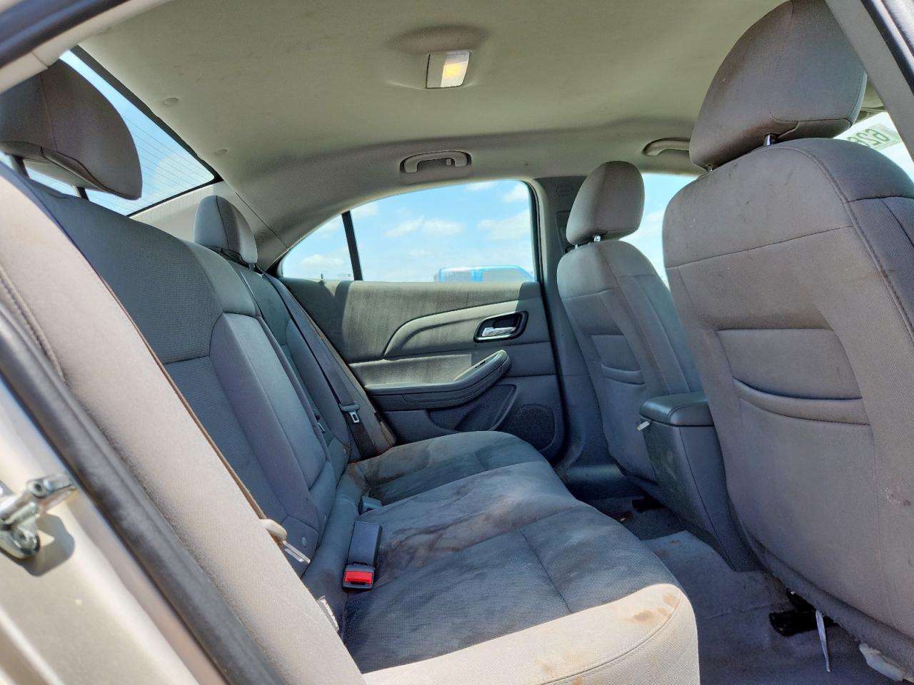 CHEVROLET MALIBU 2015 VIN 1G11B5SL3FF297427 фото 10