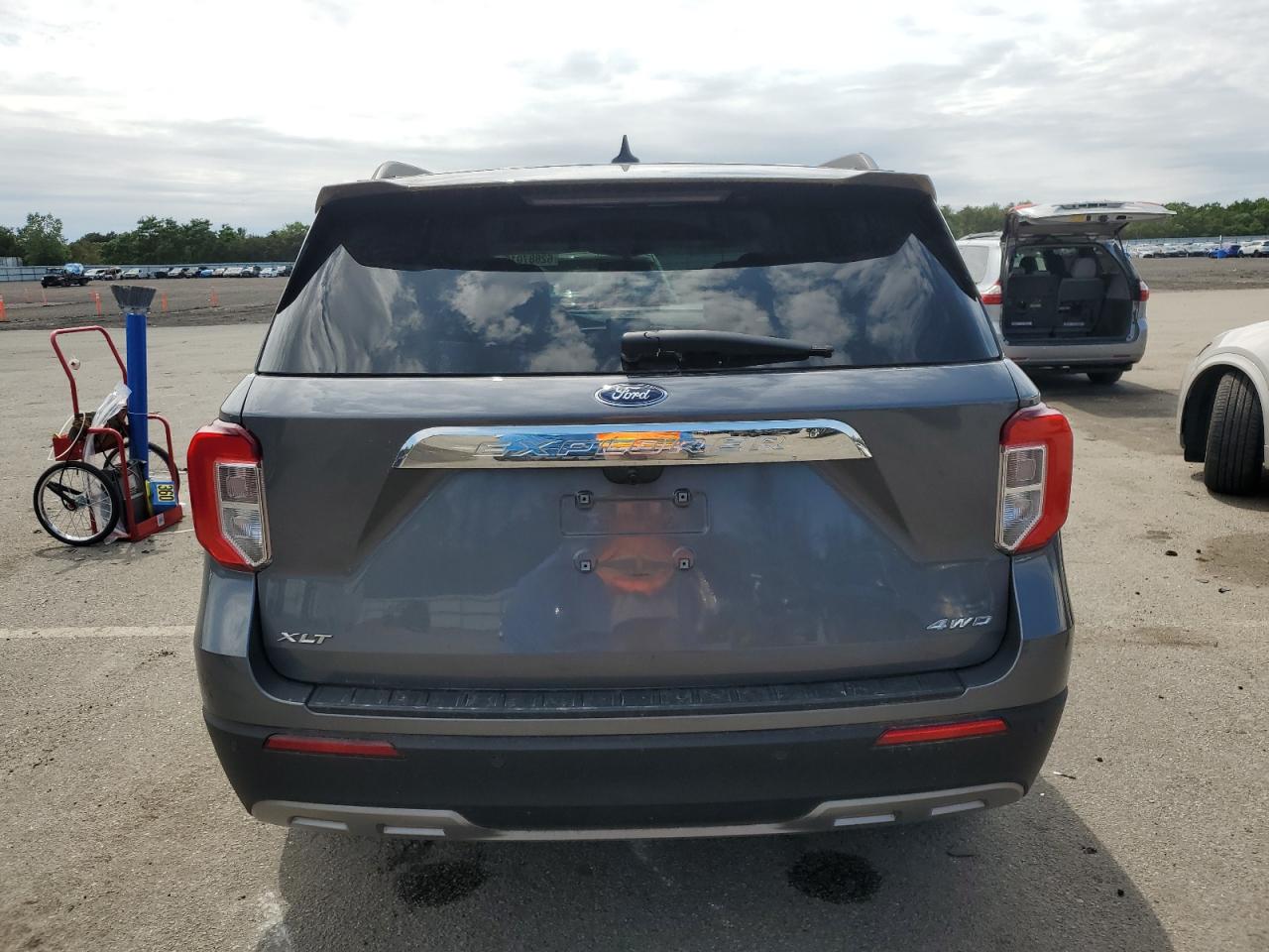 2022 Ford Explorer Xlt VIN: 1FMSK8DH4NGA31117 Lot: 62887015
