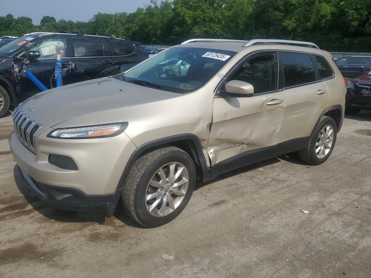 2015 Jeep Cherokee Limited for Sale in Ellwood City, PA - Side