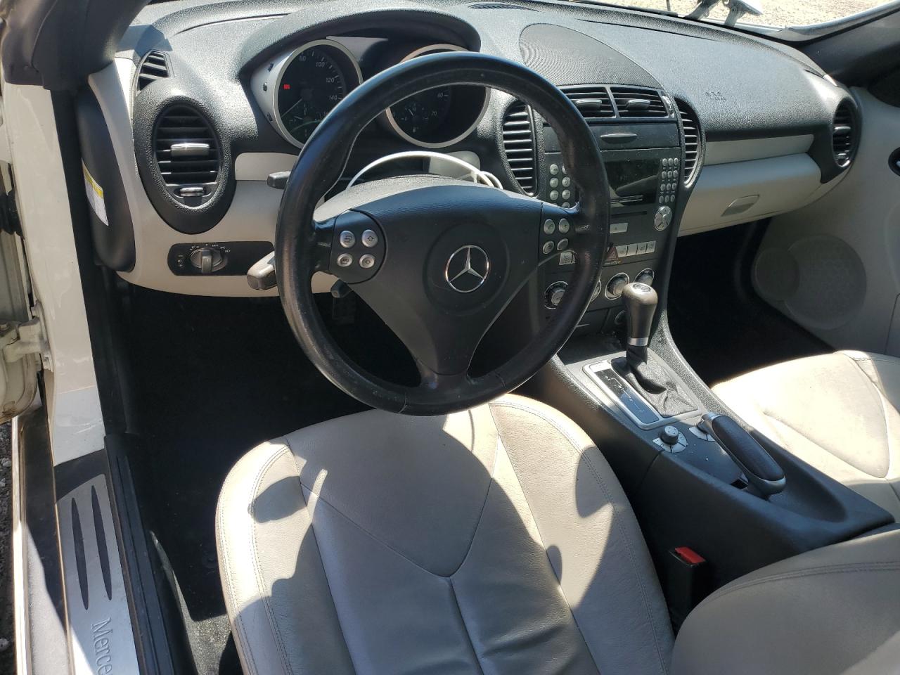 2007 Mercedes-Benz Slk 280 VIN: WDBWK54F57F154886 Lot: 61651645