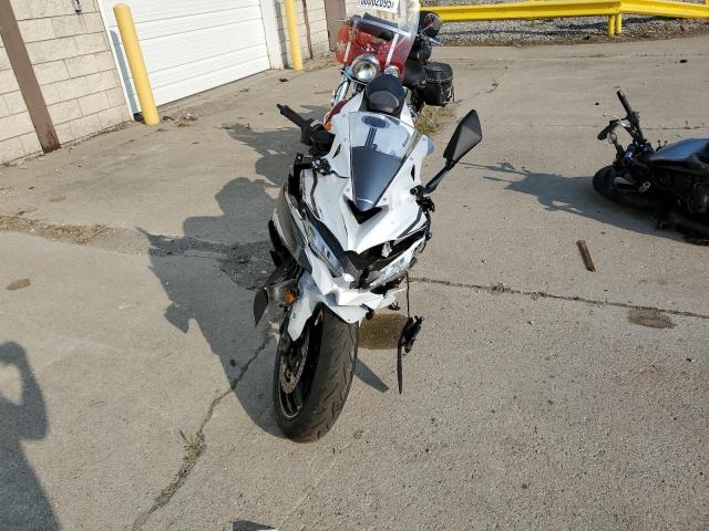  KAWASAKI ZX400 S 2025 Серебристый