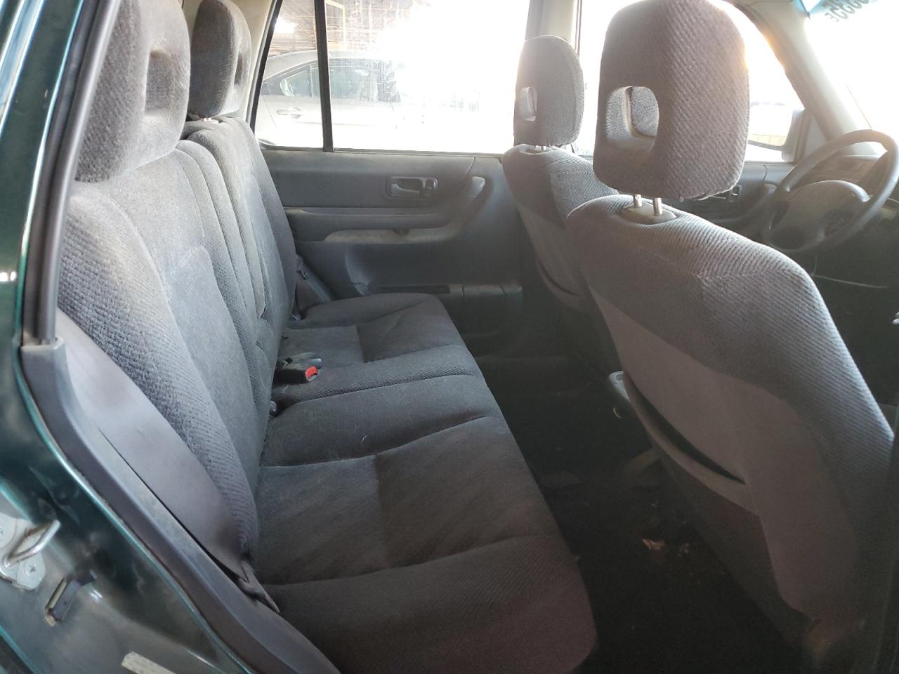 2000 Honda Cr-V Lx VIN: JHLRD2845YC002693 Lot: 62133335