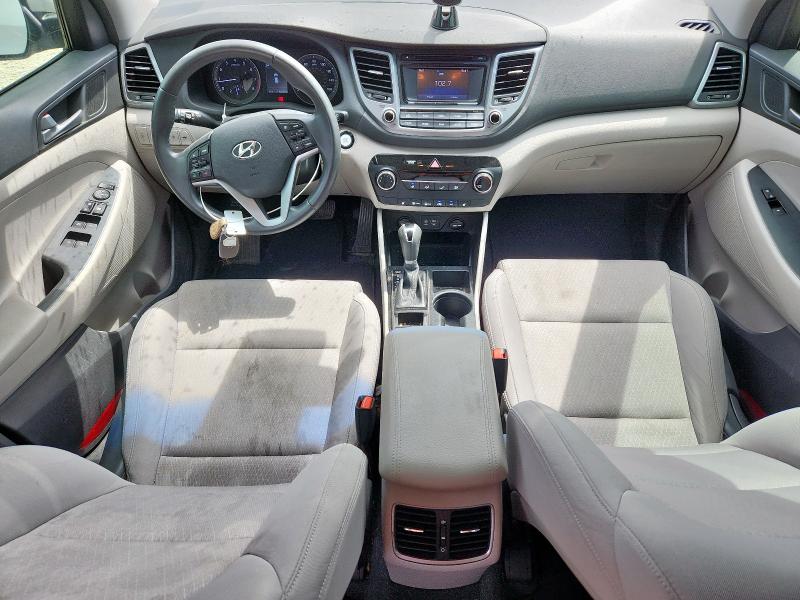  HYUNDAI TUCSON 2017 Сріблястий