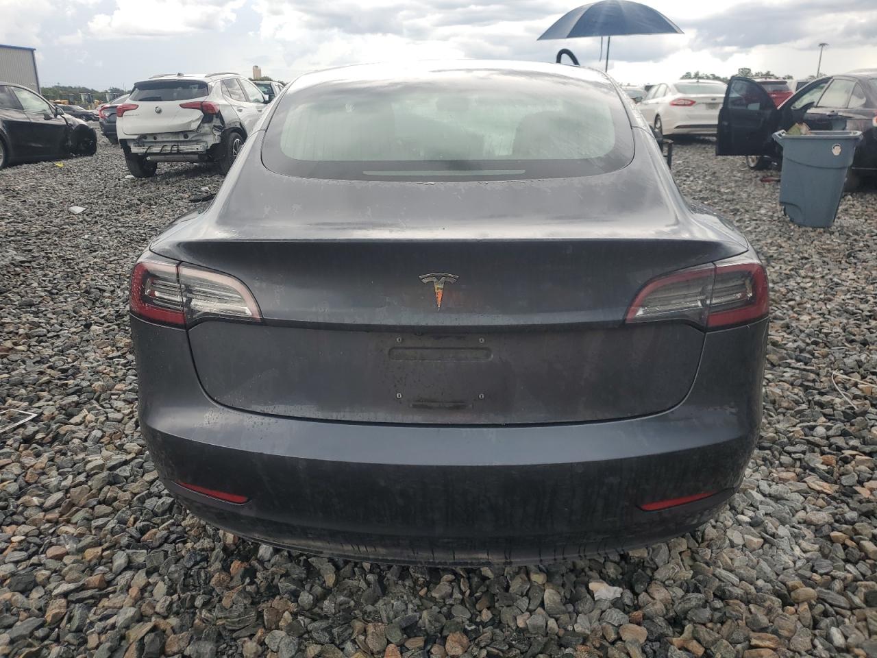 5yj3e1ea3jf048228 5YJ3E1EA3JF048228 2018 Tesla Model 3