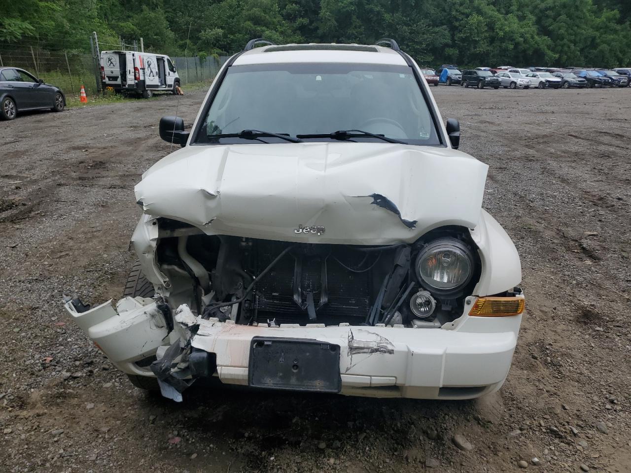 JEEP LIBERTY 2005 VIN 1J8GL58K95W626135 zdjęcie 5