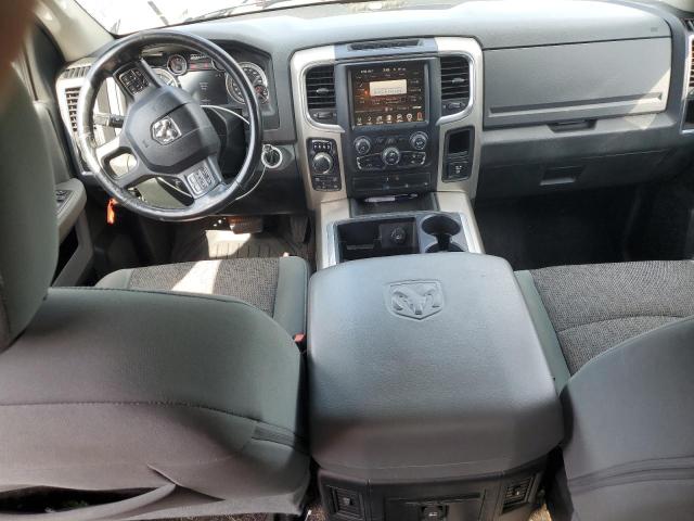 Pickups RAM 1500 2015 Szary