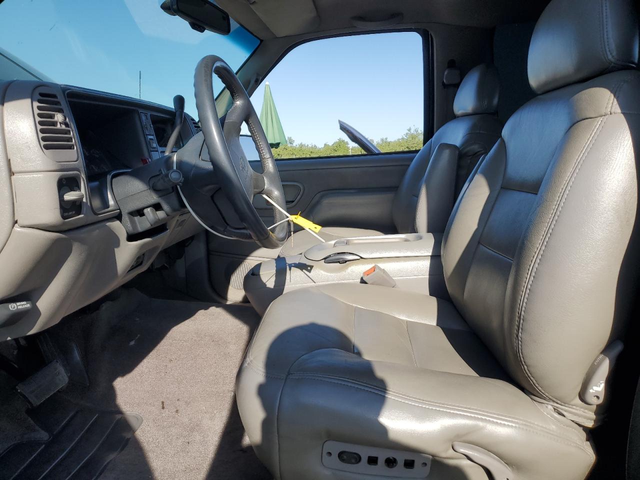 1996 Chevrolet Tahoe K1500 VIN: 3GNEK18R5TG116889 Lot: 62400455