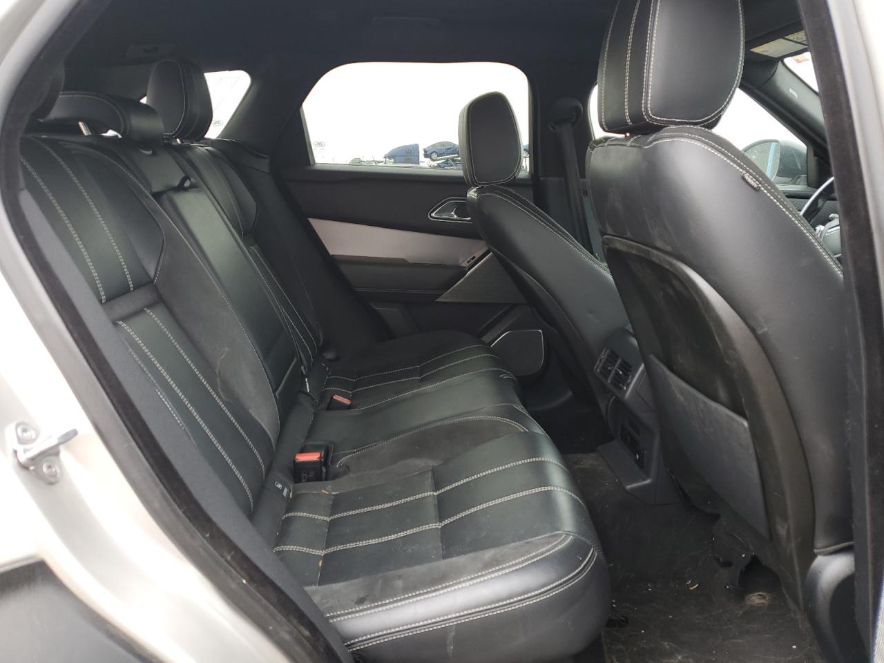 2018 Land Rover Range Rover Velar R-Dynamic Se VIN: SALYL2RX0JA774940 Lot: 61794545