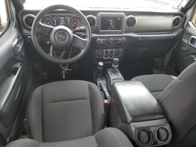  JEEP WRANGLER 2018 Srebrny