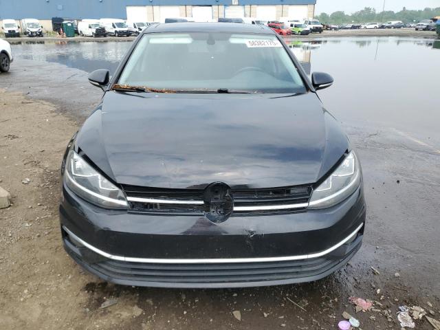  VOLKSWAGEN GOLF 2018 Черный