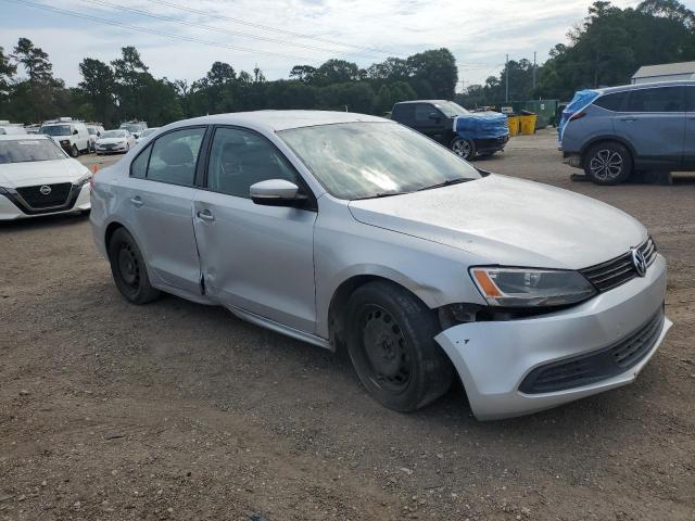  VOLKSWAGEN JETTA 2014 Серебристый