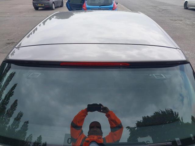 2015 VOLKSWAGEN GOLF MATCH