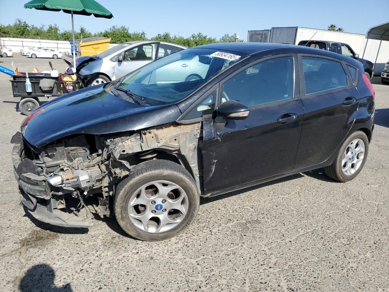 2011 Ford Fiesta Ses продається в Fresno, CA - Front End