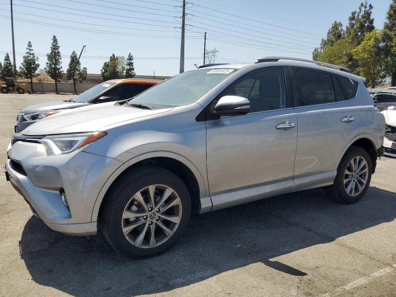 2017 Toyota Rav4 Limited продається в Rancho Cucamonga, CA - Rear End
